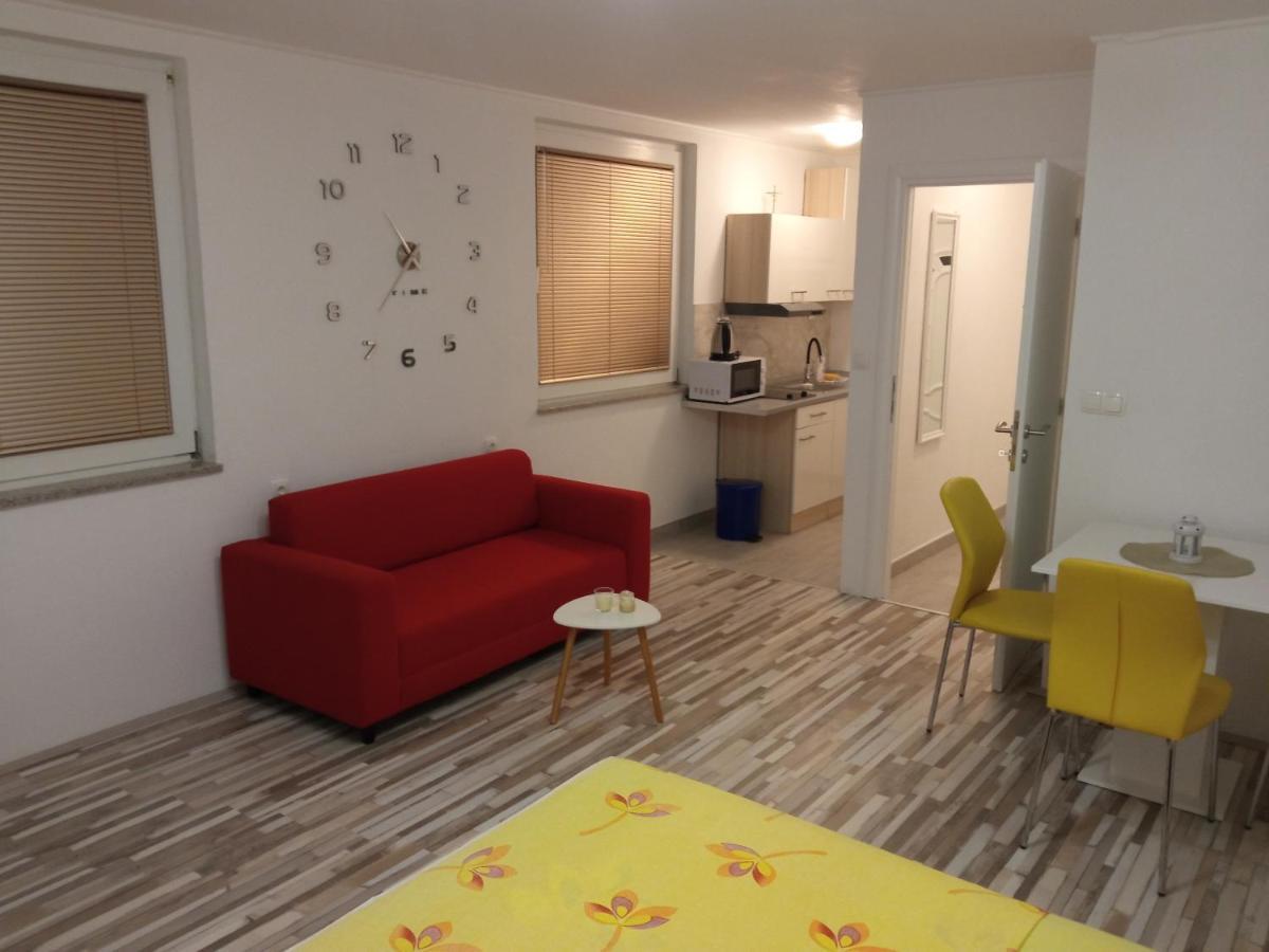 Studio Apartman Matkovic イモツキ エクステリア 写真