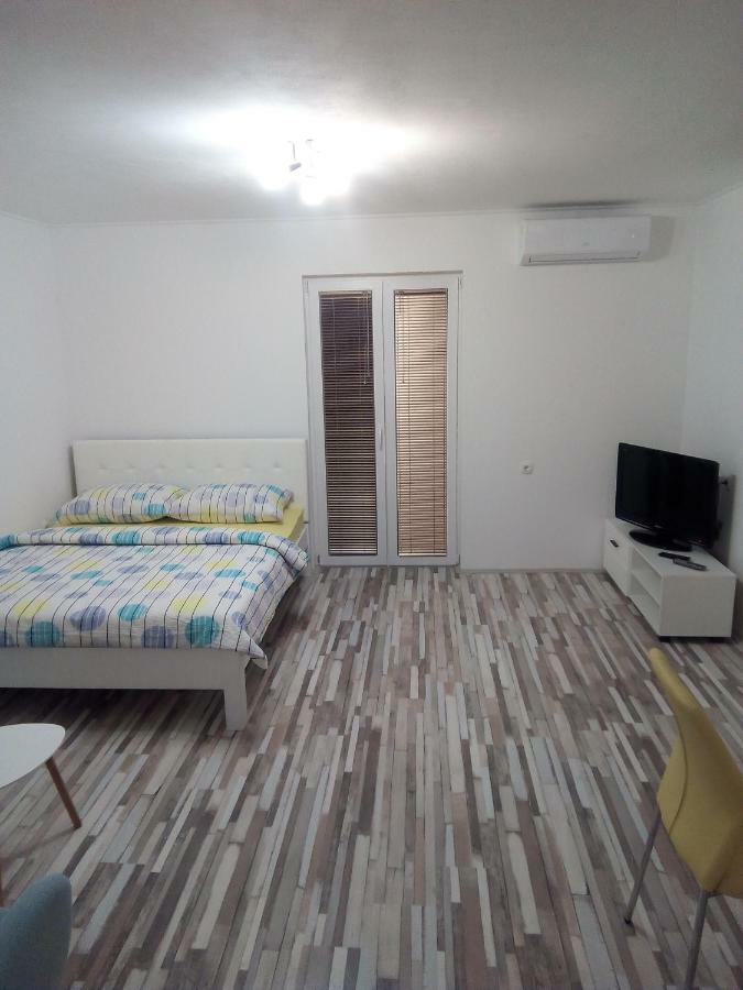 Studio Apartman Matkovic イモツキ エクステリア 写真